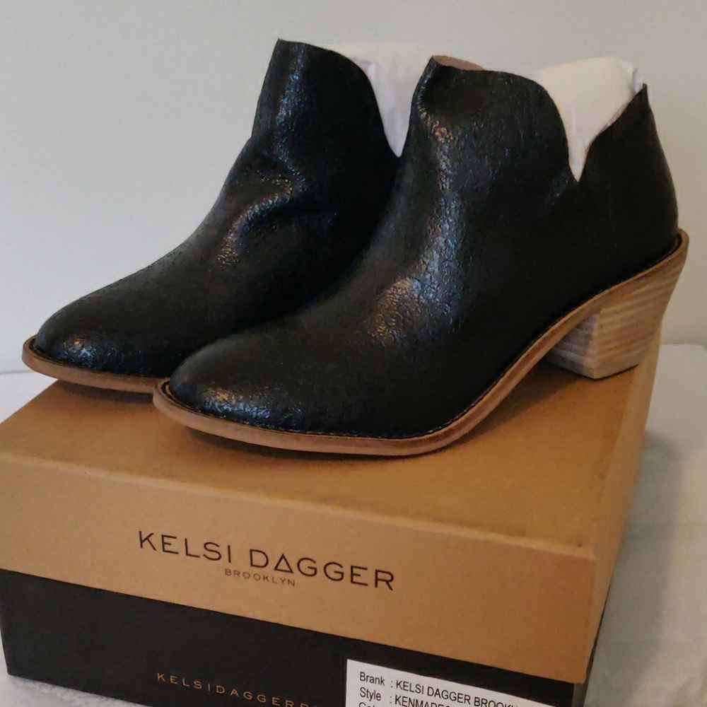 Kelsi Dagger Brooklyn boot 5.5